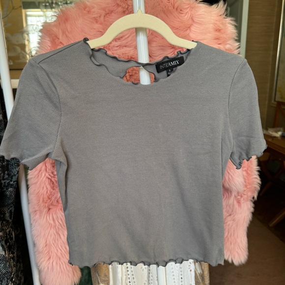 Intermix Open Back Grey Short Sleeve Top - Picture 2 of 2